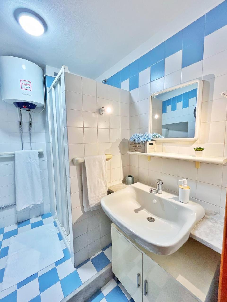 Domus Myoho Daire Cagliari Dış mekan fotoğraf